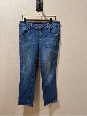 Women’s Mid-Rise Blue Cropped Denim Jeans by Worn Jeans size: 10/30